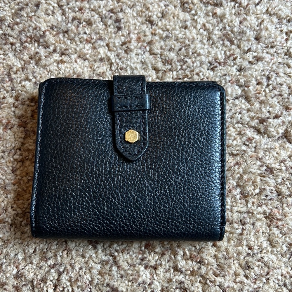 Marc Jacob’s Wallet - Picture 2 of 3